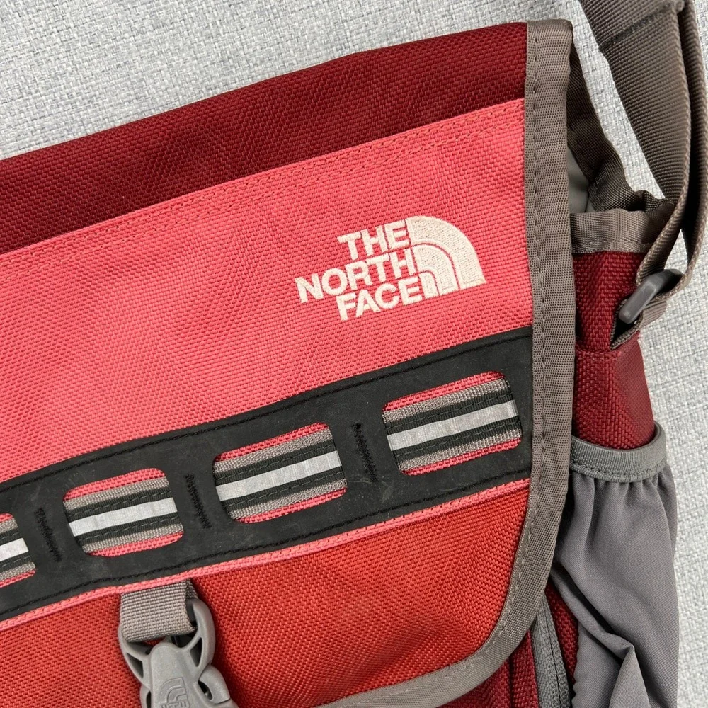 The North Face Fixy Messenger Bag Red Gray Crossbody Utility Campus Gorpcore